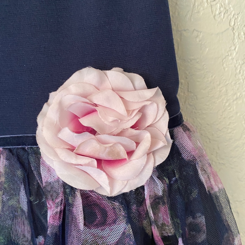 Floral Dress - Picture 2 of 5